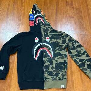 A Bathing Ape 1st Camo Shark Full Zip Hoodie Black/Green Camo Fit  xs/s